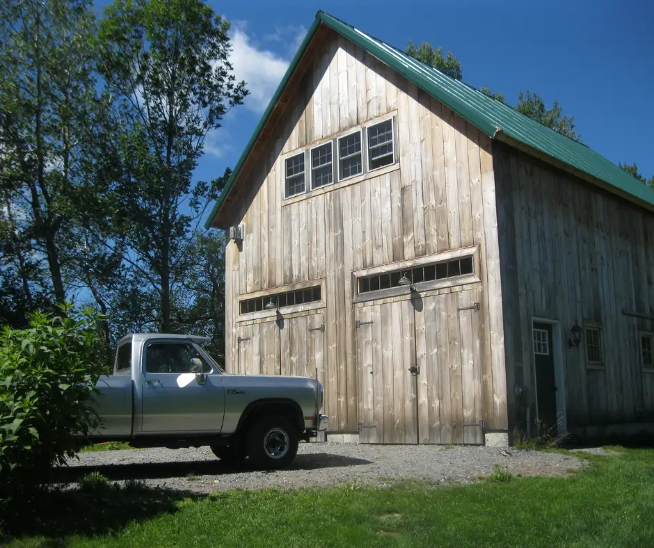 Everlasting Herb Farm barn